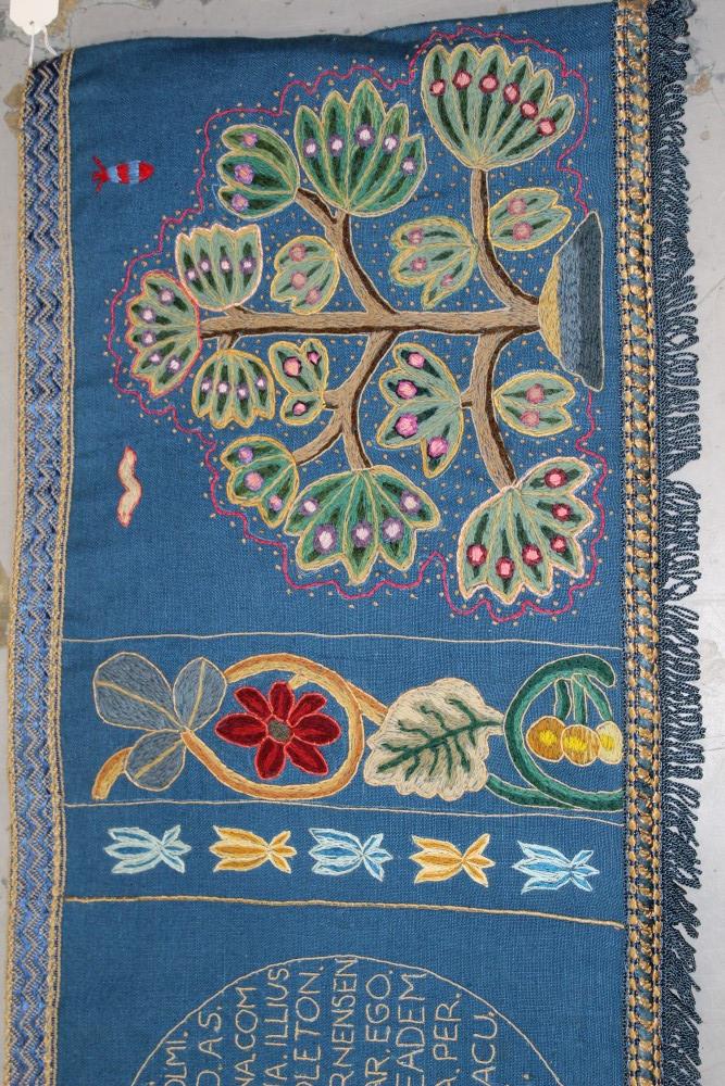 Fine 1930s embroidered crewel work banner embroidered by Fenella Bowes-Lyon in the 17th - Image 2 of 13