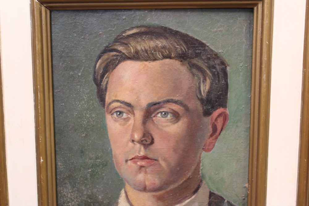 Thomas Saunders Nash (1891 - 1968), oil on board - portrait of Neil Gibson head and shoulders, - Image 2 of 6