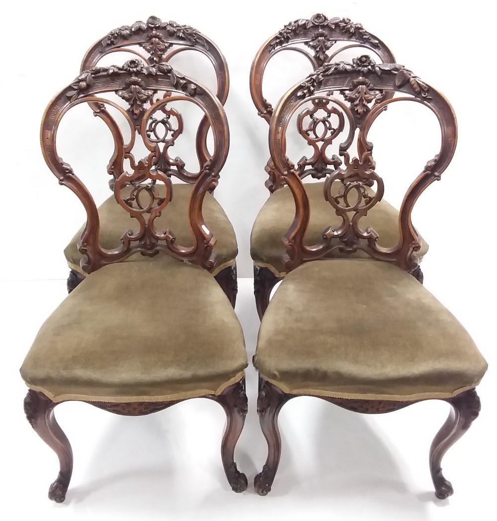 Quality Set of 4 Vict Hand Carved Walnut Dining Room Chairs