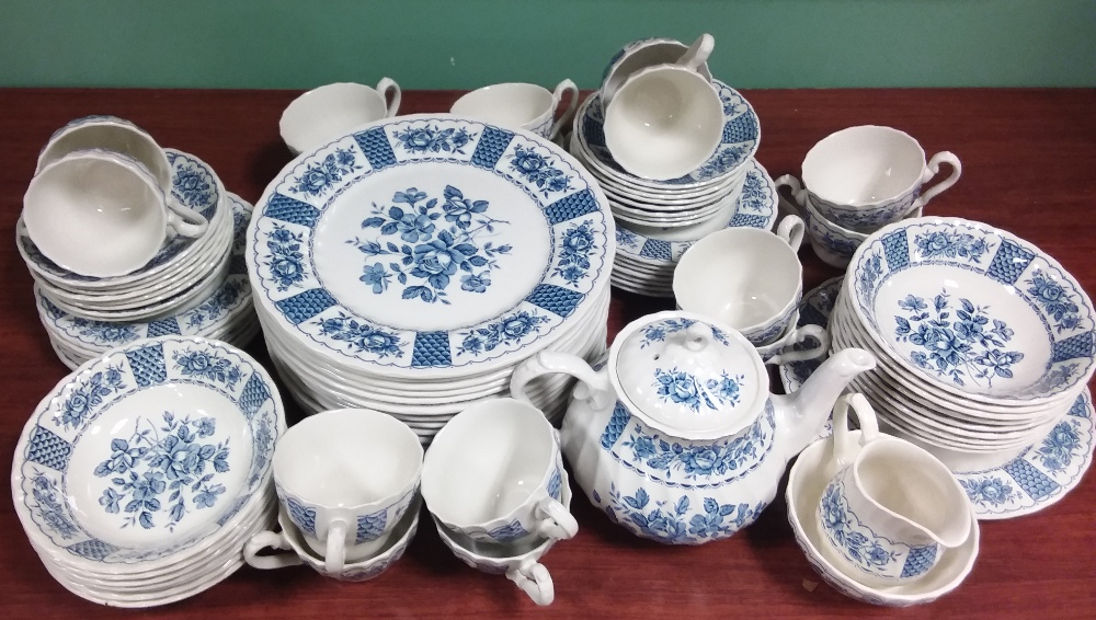 Myott Tea & Dinner Service,