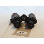 A pair of early 20th Century French Artillery Model Grand Oculaire binoculars 10X35mm, with