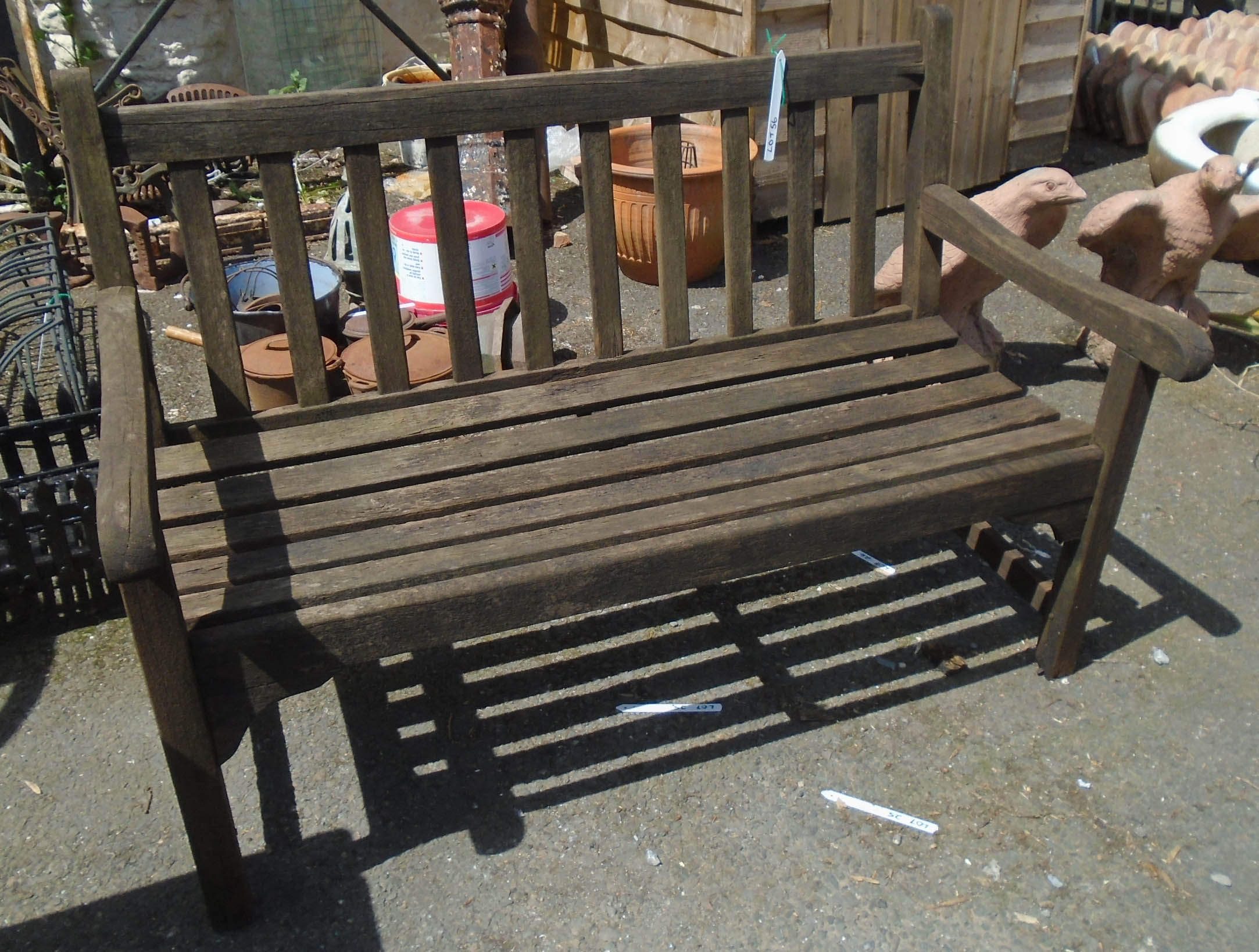 A 4' slatted garden bench