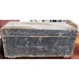 A vintage painted pine tool box - length 22" - hinges a/f