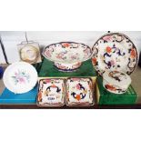 A small quantity of Mason's Mandalay including tazza, dishes, trinket pot, etc.