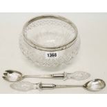 A pair of silver salad servers with cut glass handles - Birmingham 1902 - sold with a cut glass bowl