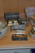 FIVE VARIOUS TRINKET/SNUFF BOXES (5)