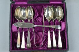 A CASED SET OF SIX SILVER SPOONS, tongs and butter knife, Glasgow 1900 (8)