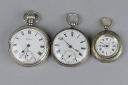 AN EARLY 20TH CENTURY WALTHAM TOP WIND OPEN FACE SILVER POCKET WATCH, together with a silver
