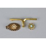 A 9CT YELLOW GOLD EARLY 20TH CENTURY BAR BROOCH, a Victorian seed pearl unmarked yellow gold pendant