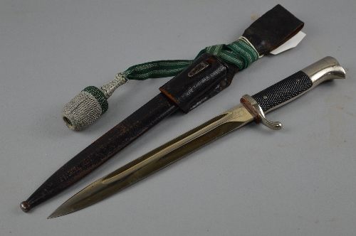 A WWII ERA GERMAN ARMY DRESS BAYONET, by 'Alcoso' ACS Solingen, blade is very clean, complete with - Image 2 of 3