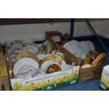 THREE BOXES AND LOOSE TEA/DINNERWARES ETC (some seconds)