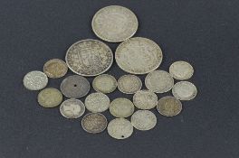 A QUANTITY OF MIXED SILVER COINS