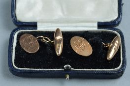 A PAIR OF CASED 9CT CUFFLINKS, approximate weight 5.5 grams