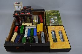 A QUANTITY OF BOXED AND UNBOXED ASSORTED BUS, COACH AND TRAM MODELS, mainly Corgi OOC and E.F.E.,