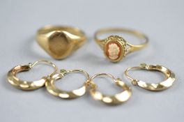 A MIXED LOT, to include a 9ct signet ring, ring size L, a 9ct cameo ring, ring size R, 2 draws of