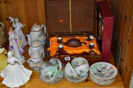 A GROUP OF ORIENTAL ITEMS, to include boxed Jin Pin Zi Sha Zhen Cang xi Lie teaset, a boxed plaque