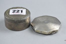 A SILVER COMPACT, and silver pill box, approximate weight 79.0 grams