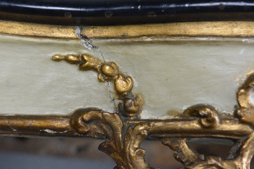 A 19TH CENTURY BAROQUE STYLE GESSO AND GILTWOOD CONSOLE TABLE, the later ebonised faux black - Bild 10 aus 11