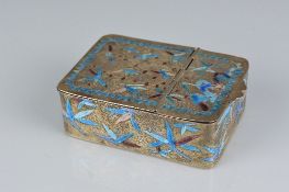A LATE 19TH/EARLY 20TH CENTURY CHINESE WHITE METAL AND ENAMEL VANITY BOX, the double hinged top