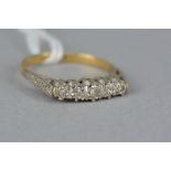 AN EARLY TO MID 20TH CENTURY FIVE STONE DIAMOND RING, total eight cut weight approximately 0.15ct,