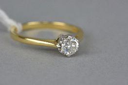 A LATE 20TH CENTURY 18CT DIAMOND SINGLE STONE RING, estimated modern round brilliant cut diamond 0.