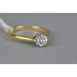 A LATE 20TH CENTURY 18CT DIAMOND SINGLE STONE RING, estimated modern round brilliant cut diamond 0.