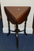 AN EDWARDIAN MAHOGANY TRIANGULAR TRIPLE DEMI LUNE DROP LEAF OCCASIONAL TABLE, on turned supports