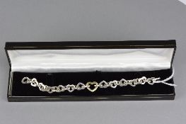 A SILVER TIFFANY BRACELET, approximate length 19cm, approximate weight 35 grams