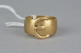 A MID TO LATE 20TH CENTURY WIDE 9CT BUCKLE RING, measuring approximately 11.6mm in diameter, ring