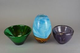THREE PIECES OF STUDIO ART GLASS, to include a piece by Nick Munro and a vase of blue, brown and