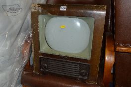 A BUSH 1930'S WALNUT CASED TV