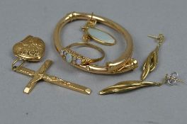 MISCELLANEOUS JEWELLERY COLLECTIONS, to include a child's oval bangle, (a/f dented in several