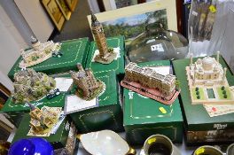 SEVEN BOXED LILLIPUT LANE SCULPTURES FROM BRITISH AND WORLD HERITAGE, St Pauls Cathedral' L2370, '