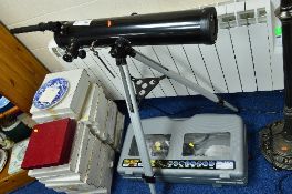 A BOXED SCIENCE TECH 'REFLECTOR TELESCOPE' 262 POWER (ages 10 & up)