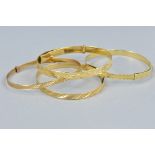 FOUR MIXED 9CT EXPANDABLE BRACELETS, approximate weight 25.2 grams