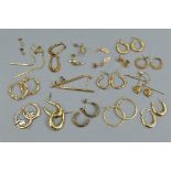 SEVENTEEN 9CT SETS OF EARRINGS, approximate weight 17.8 grams