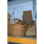 SEVEN WICKER BASKETS, including a picnic basket (7)