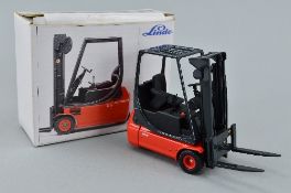 A BOXED DICKIE-SCHUCO LINDE E16 FORK LIFT TRUCK, looks to have hardly ever been removed from box,