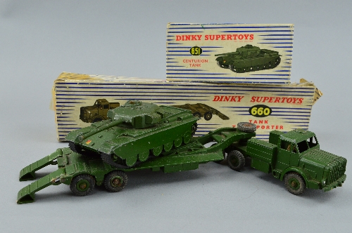 A BOXED DINKY SUPERTOYS MIGHTY ANTAR TANK TRANSPORTER, No.660, complete playworn condition, in a - Bild 2 aus 2