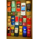 A QUANTITY OF UNBOXED AND ASSORTED DIECAST CARS, all are models of American cars, mainly from the