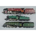 THREE UNBOXED HORNBY RAILWAYS OO GAUGE LOCOMOTIVES, Class A4 'Mallard' No.60022, B.R. green