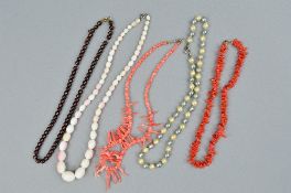 BEAD COLLECTION, to include conch shell bead necklace, graduated oval beads measuring