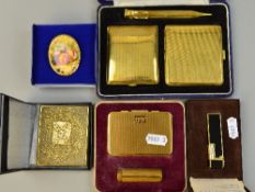 A TRAY OF MIXED ITEMS, to include compact set, pen, compact and cigarette case set, Colibri lighter,