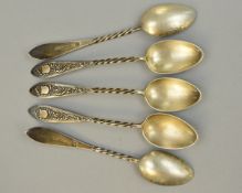 A SET OF FIVE RUSSIAN SILVER SPOONS