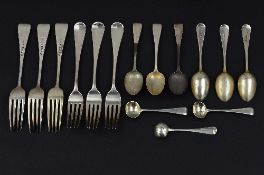 A SET OF FIVE VICTORIAN SILVER OLD ENGLISH PATTERN TABLE FORKS, a set of six matching teaspoons