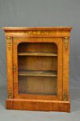 A VICTORIAN WALNUT AND FLORAL INLAID DISPLAY CABINET WITH SINGLE GLAZED DOOR, foliate gilt metal