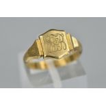 A 9CT SIGNET RING, approximate weight 3.0 grams