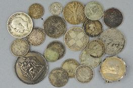 A MIXED LOT OF SILVER COINS