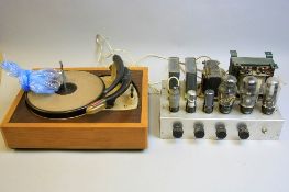 AN UN-NAMED VALVE AMPLIFIER, with KT66 and 6SN7GT valves, a bakelite 1940's un-named turntable in