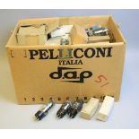 A BOX CONTAINING A FAIRLY LARGE QUANTITY OF VINTAGE VALVES, these include DW4/350, APV 4, VU39A,